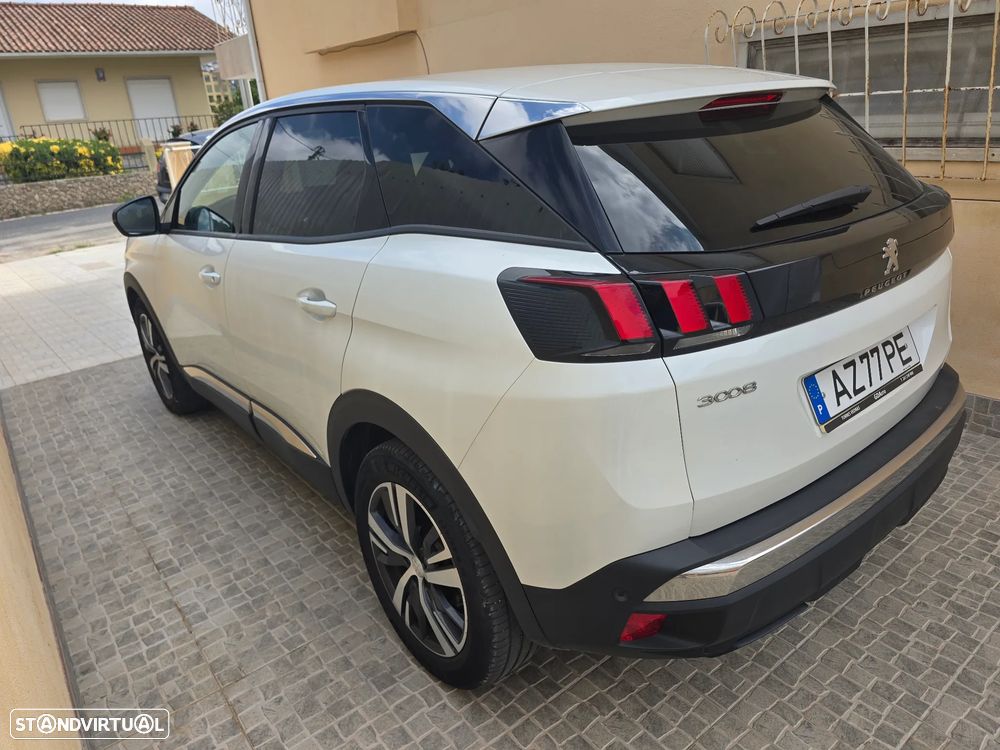 Peugeot 3008 1.5 BlueHDi Allure Pack EAT8 - 4