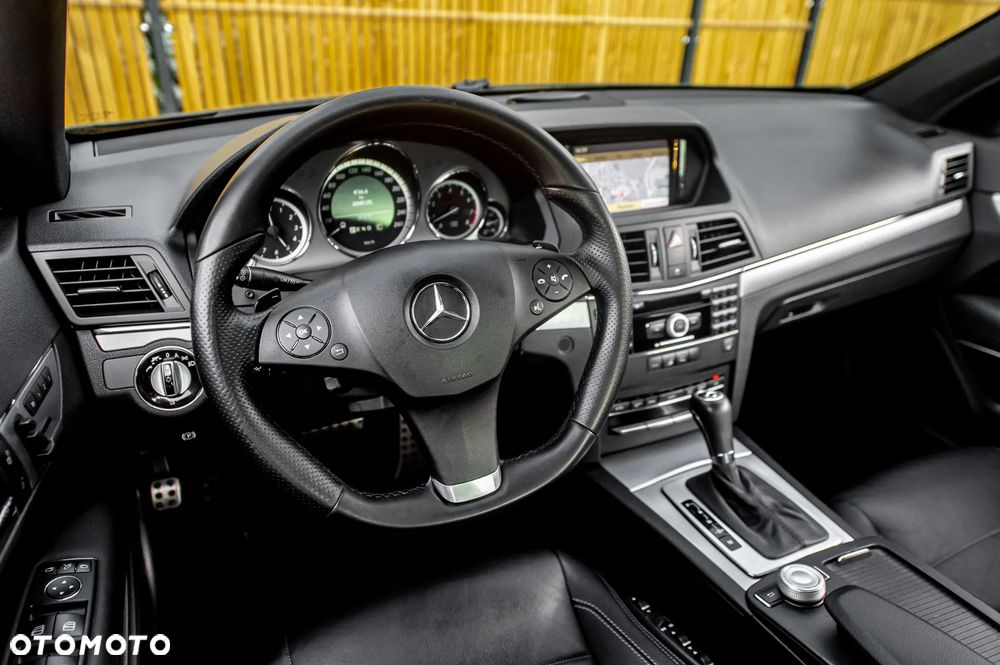 Mercedes-Benz Klasa E 350 CGI BlueEFFICIENCY 7G-TRONIC Avantgarde - 36