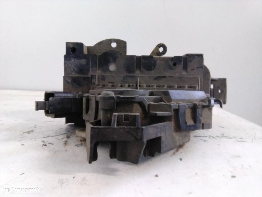 FECHADURA PORTA FRONTAL DIREITA FORD FOCUS SEDAN 2004 -489103A1E0328CL - 1