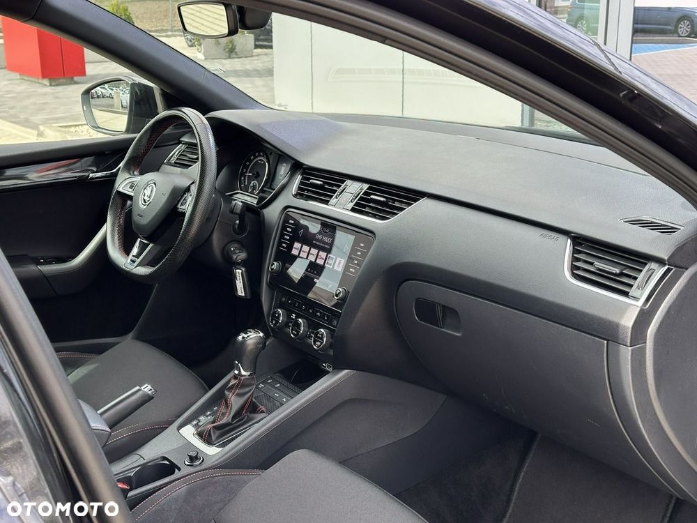 Skoda Octavia 2.0 TDI RS Challenge DSG - 16