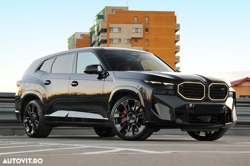 BMW XM - 1