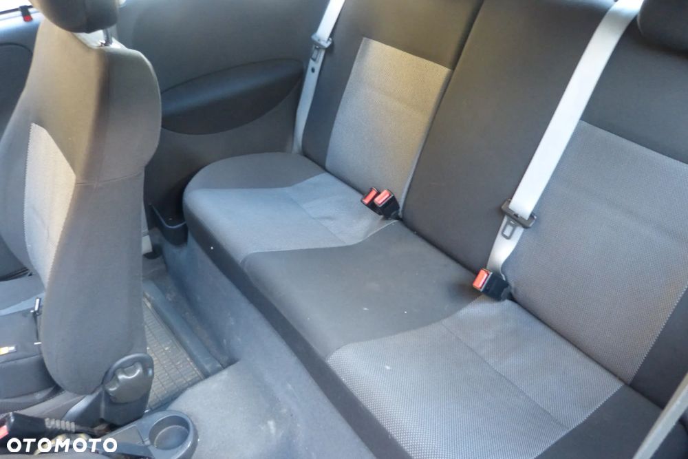 Opel Corsa 1.2 16V Cosmo - 10