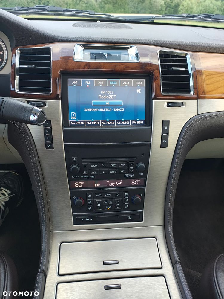 Cadillac Escalade - 11