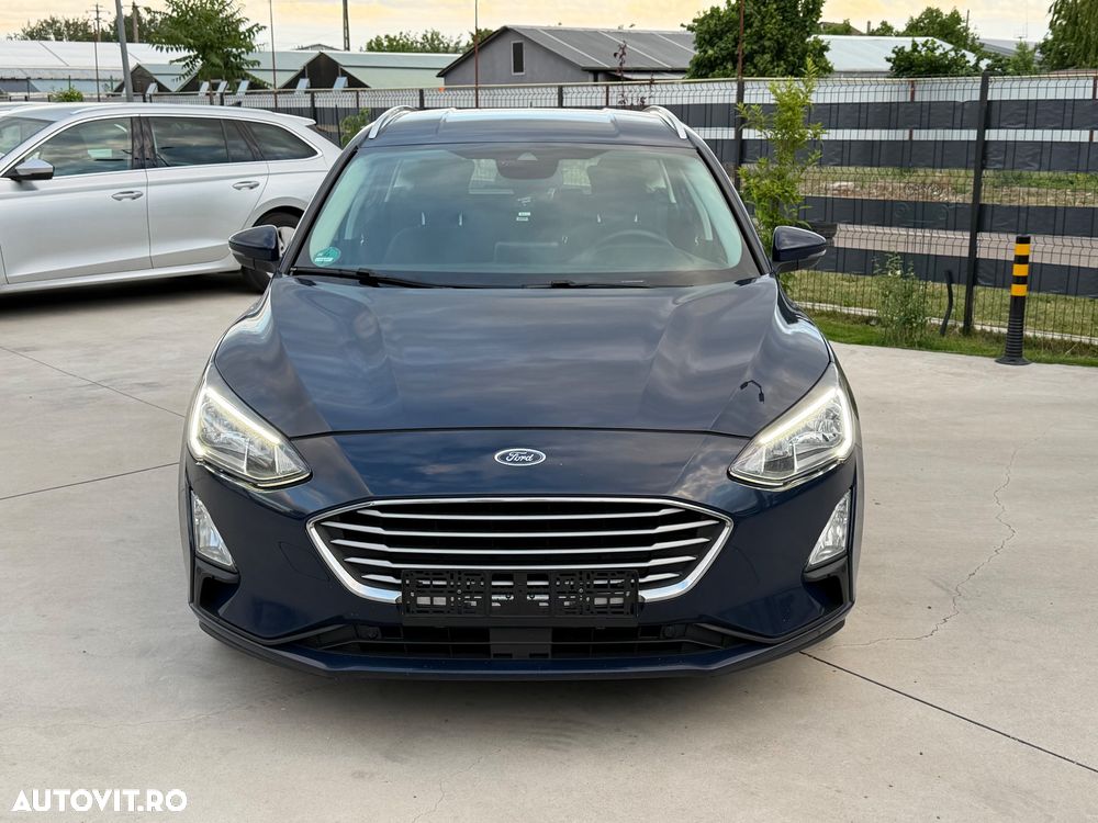 Ford Focus - 1
