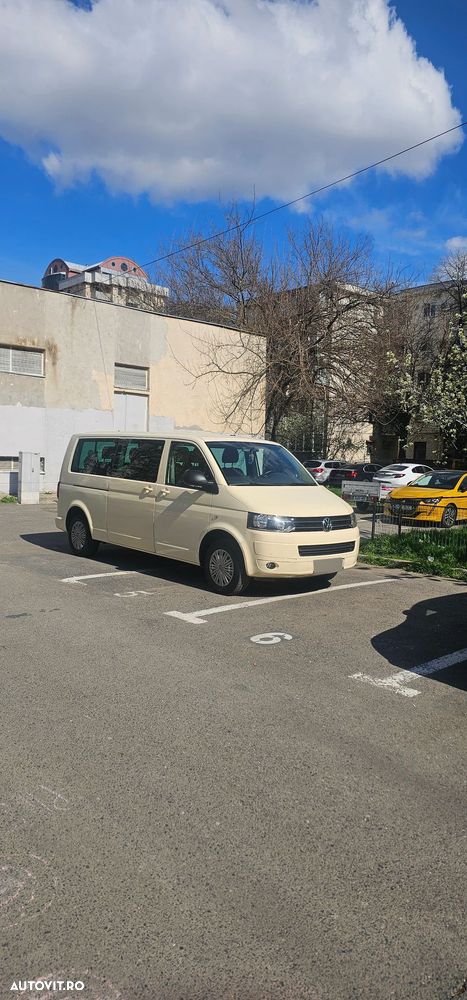 Volkswagen Caravelle - 3