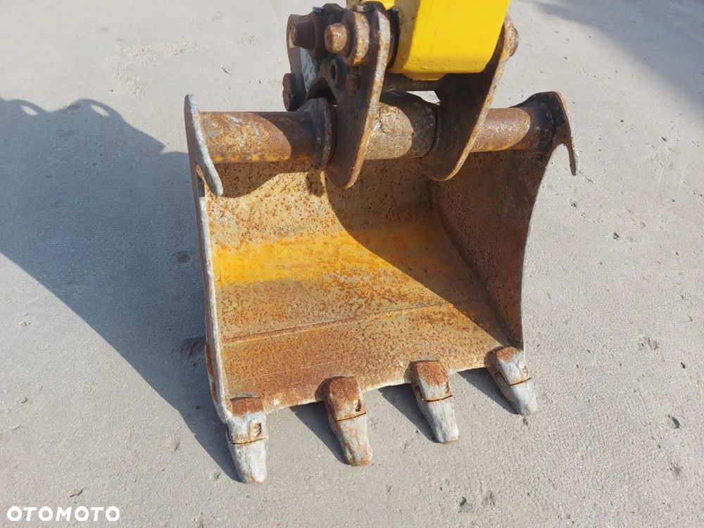 Caterpillar 301.8 - 8