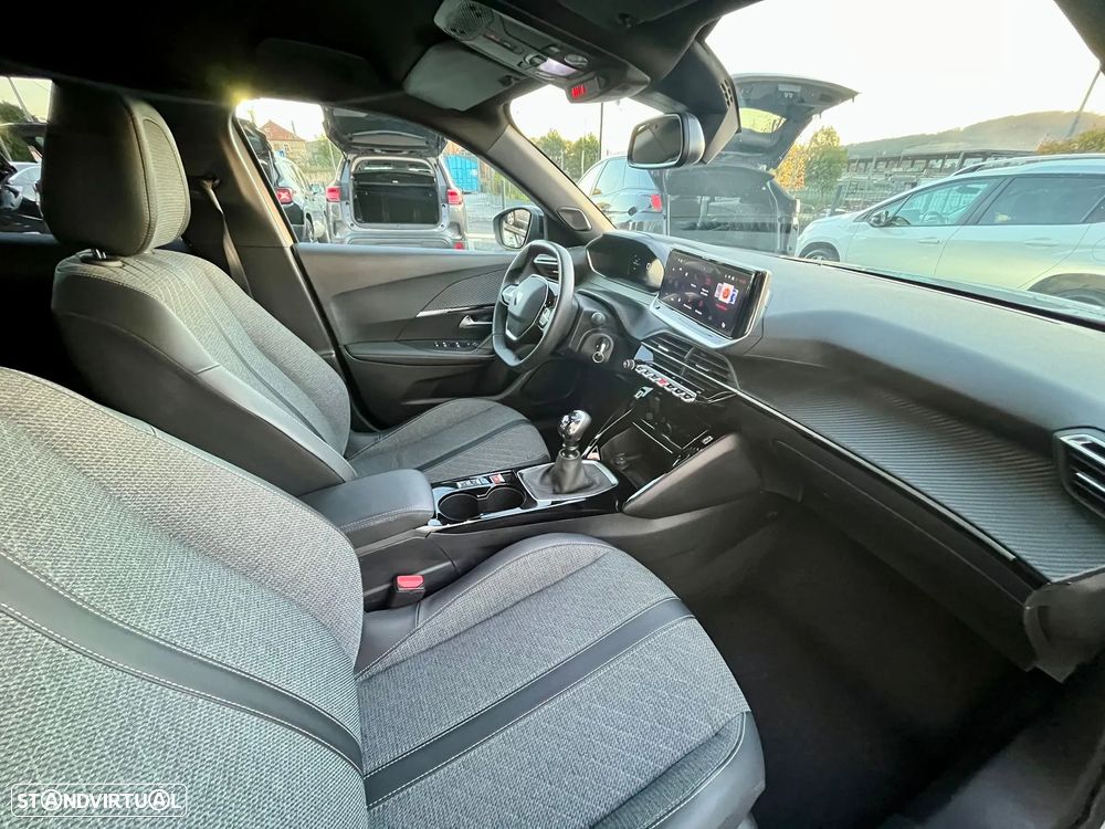Peugeot 2008 1.2 PureTech Allure - 13