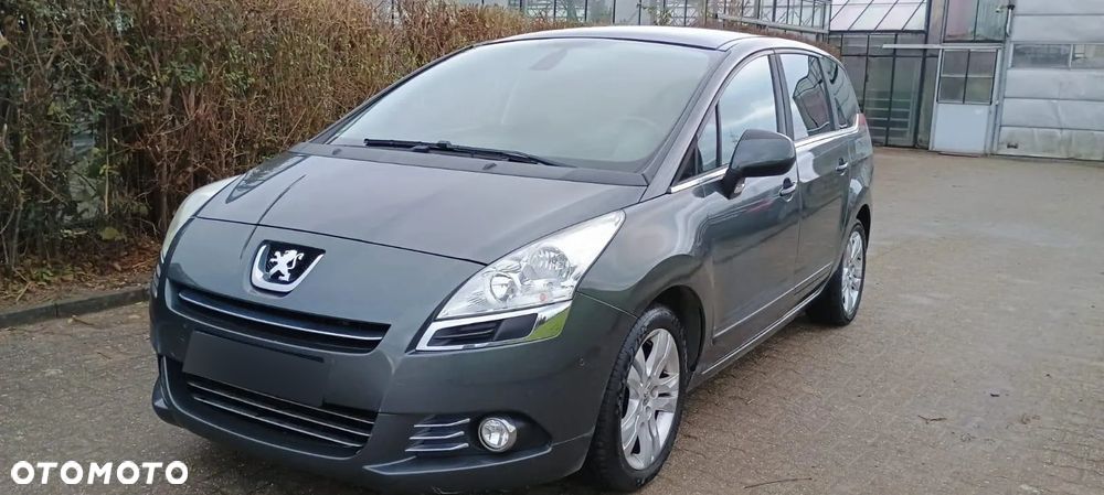 Peugeot 5008 - 9