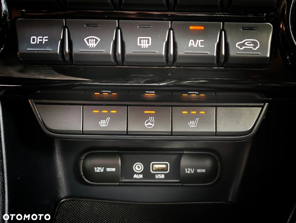 Kia Sportage - 33