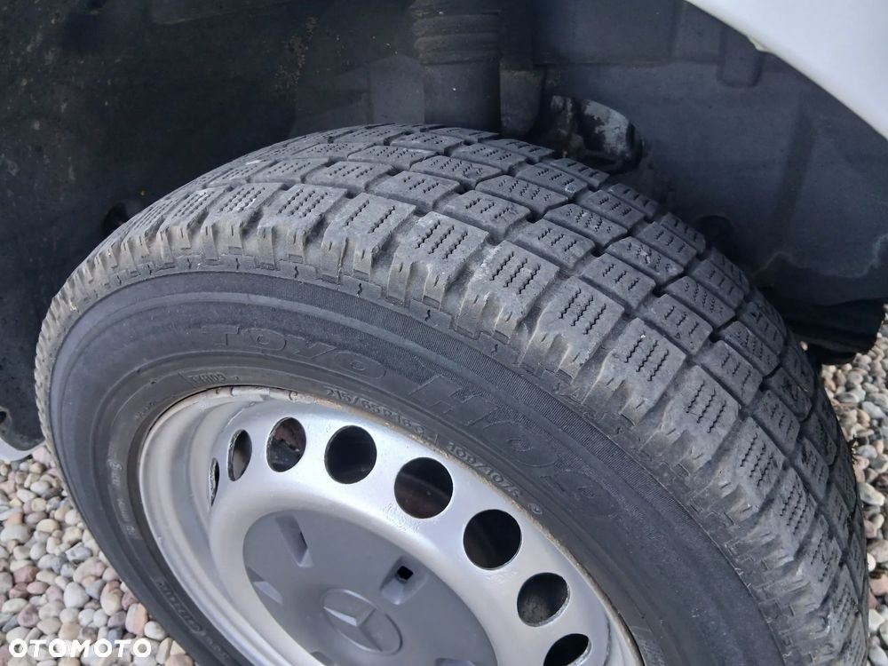 Mercedes-Benz Sprinter - 29