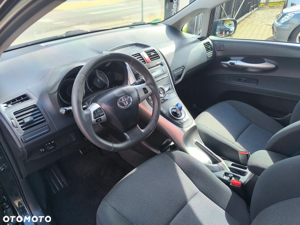 Toyota Auris - 8