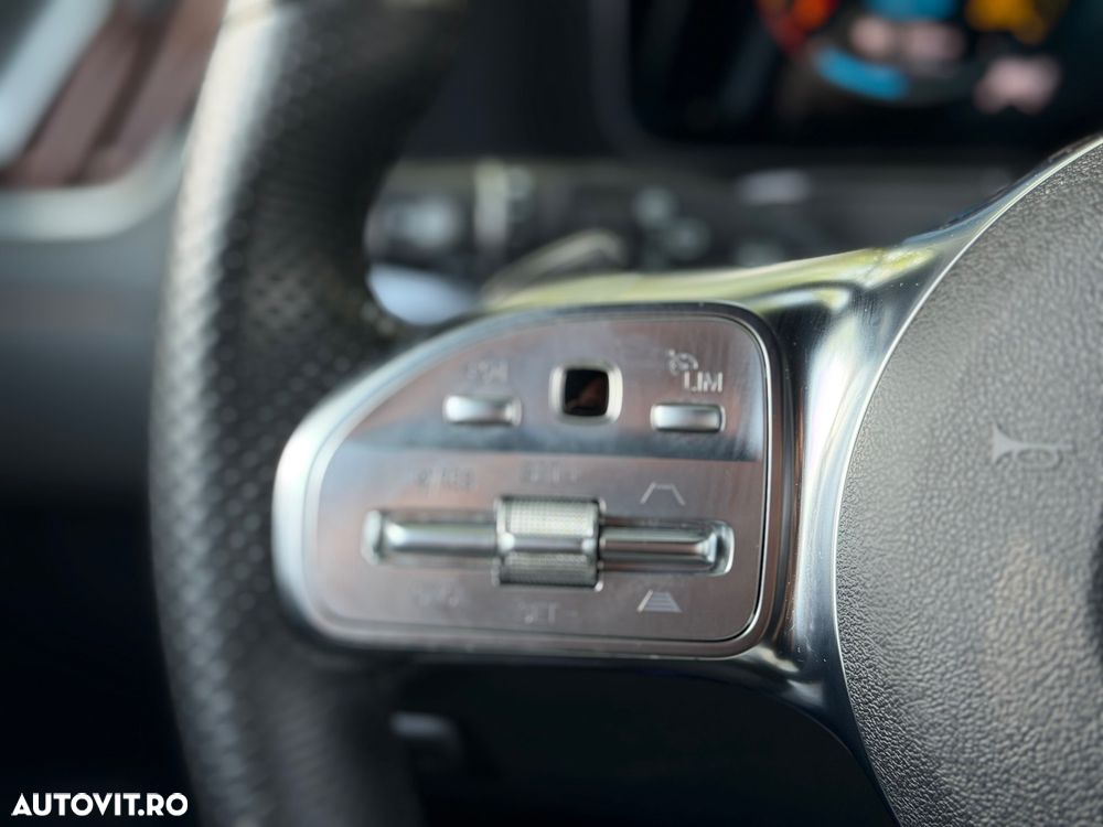 Mercedes-Benz EQC 400 4MATIC AMG Line - 23