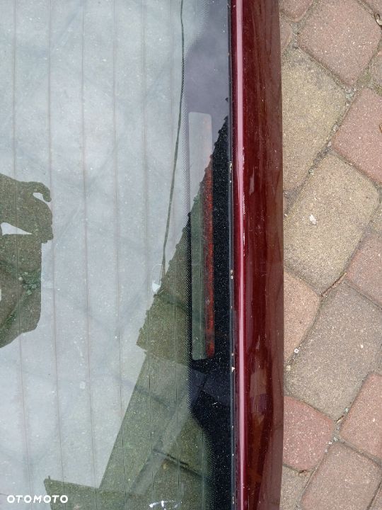 SZYBA KLAPY AUDI A4 B5 KOMBI - 2