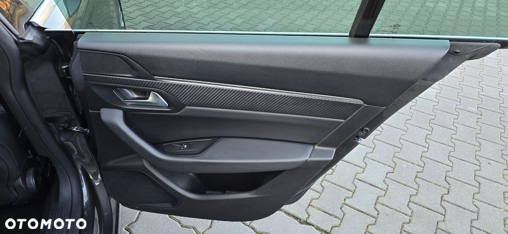 Peugeot 508 2.0 BlueHDi Allure S&S EAT8 - 26
