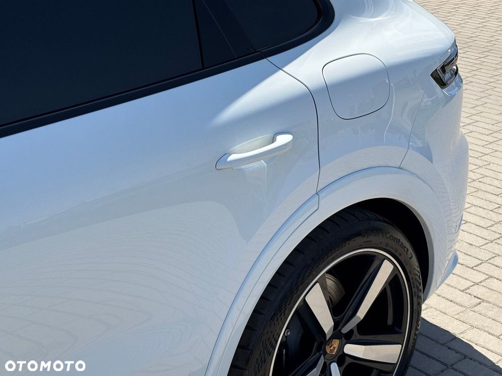 Porsche Cayenne - 14