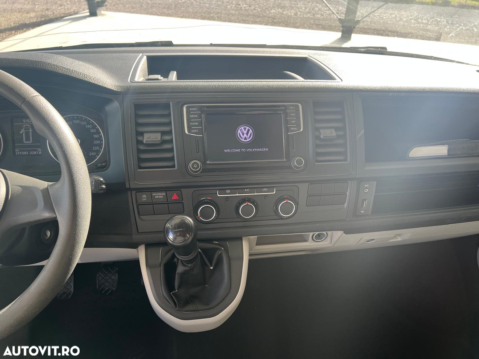 Volkswagen Transporter T6 Lang - 14