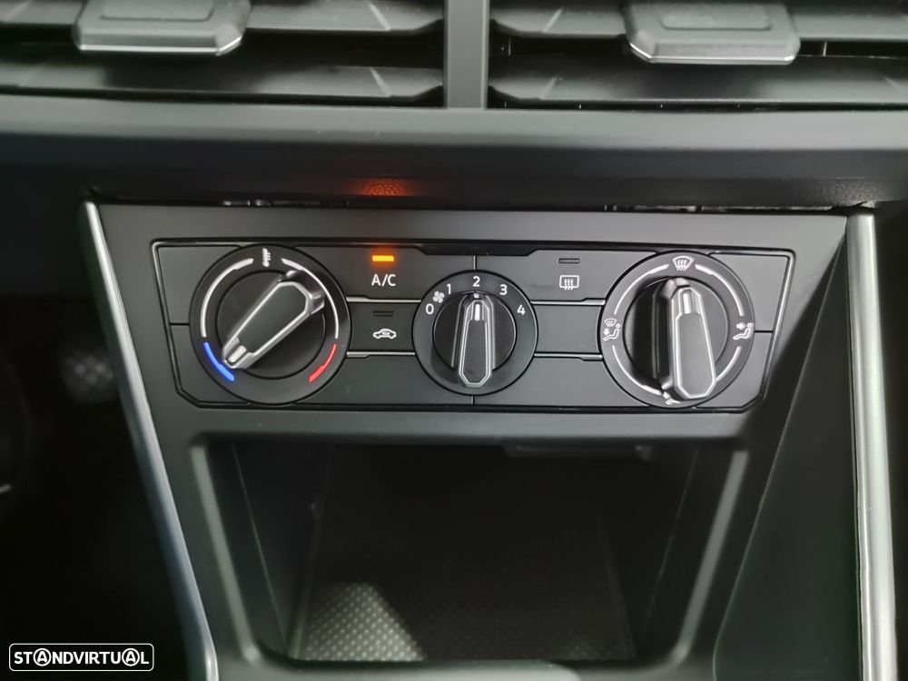 VW Taigo 1.0 TSI Urban - 28