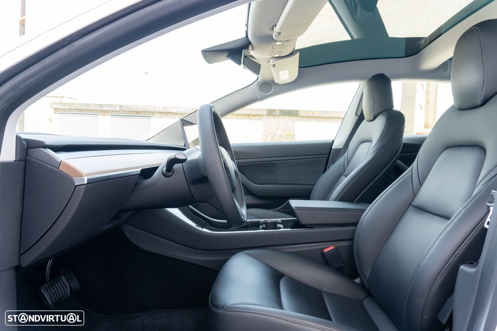 Tesla Model 3 Standard Range Plus RWD - 18