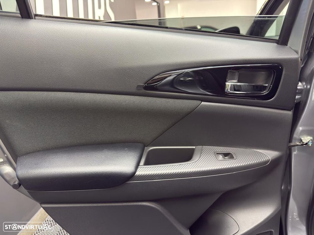 Mitsubishi Eclipse Cross 1.5 MIVEC Intense CVT - 36