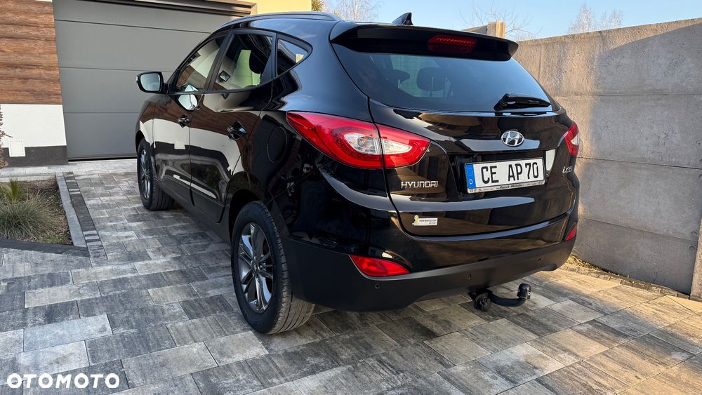 Hyundai ix35 1.6 2WD Fifa World Cup Edition - 4