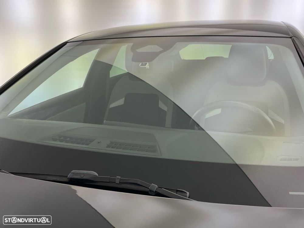 Opel Astra 1.2 T Business — fotografia 19