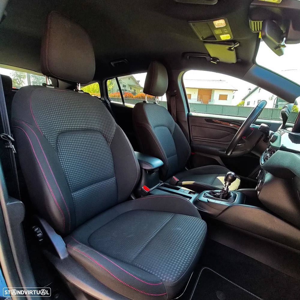 Ford Focus SW 1.5 TDCi EcoBlue ST-Line - 17