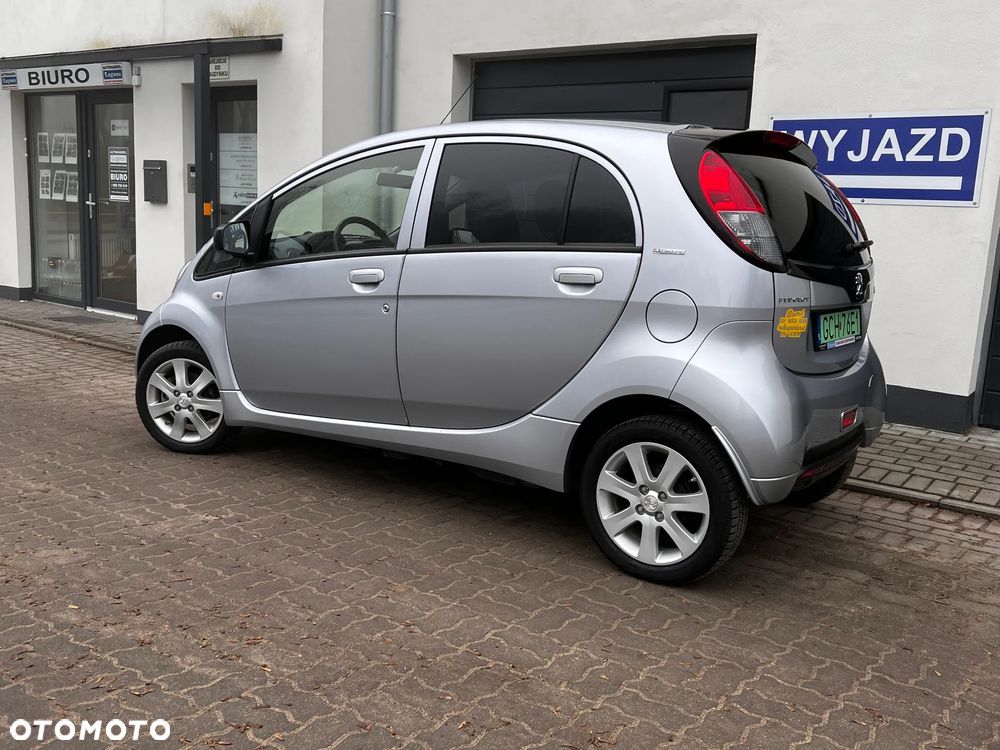 Peugeot iOn Active - 12