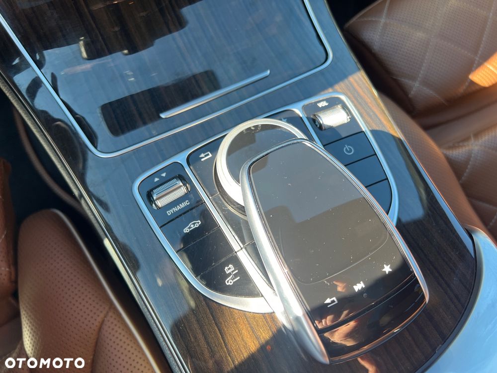 Mercedes-Benz Klasa C 350 e 7G-TRONIC - 12