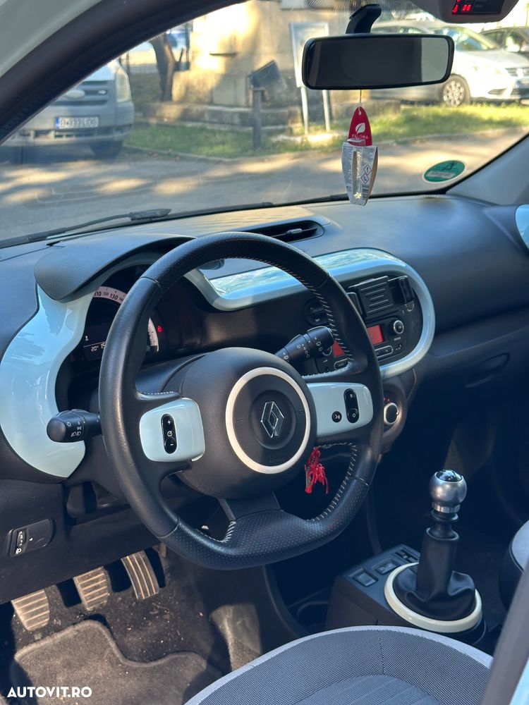Renault Twingo ENERGY TCe 90 Cosmic - 15