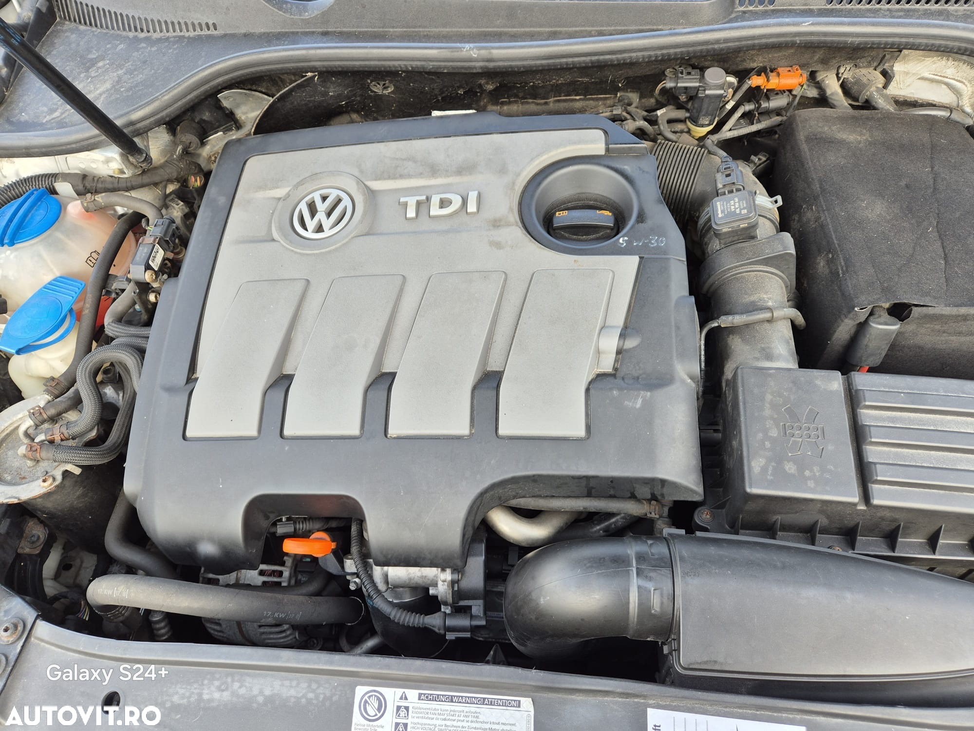 Volkswagen Golf 1.6 TDI DPF MATCH - 15