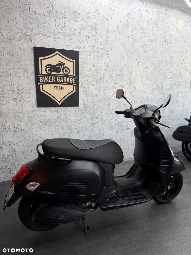 Vespa GTS - 7
