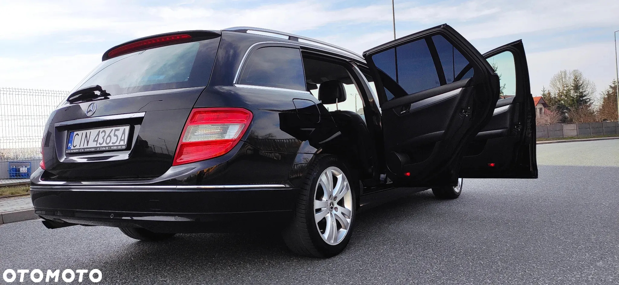 Mercedes-Benz Klasa C 180 T CGI Automatik BlueEFFICIENCY Avantgarde - 7