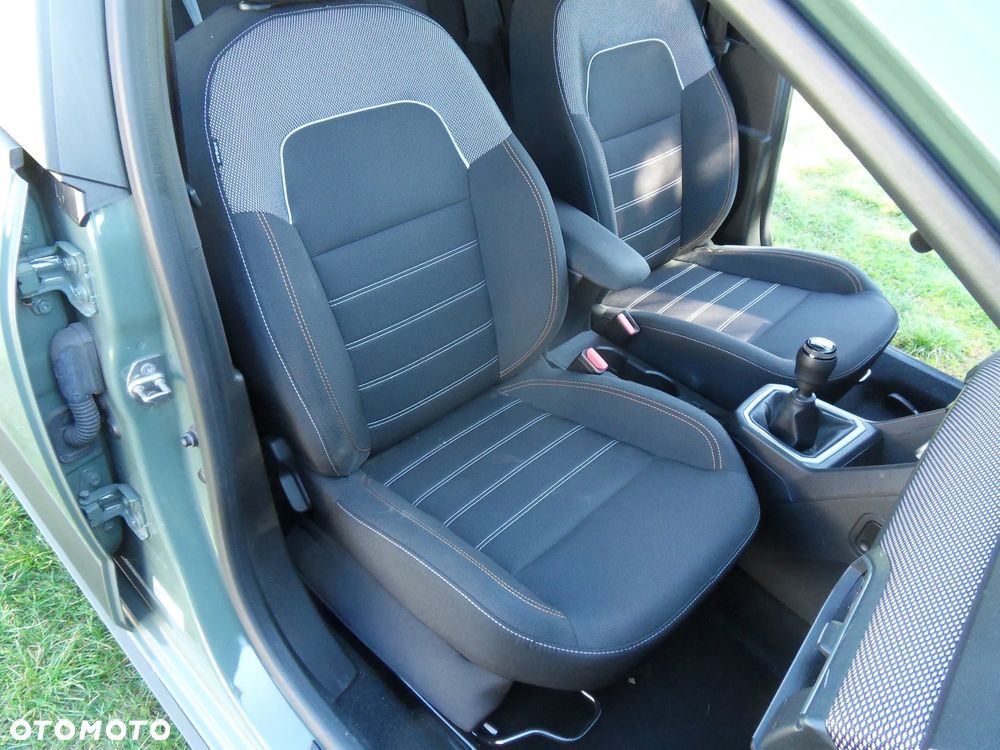 Dacia Sandero Stepway TCe 100 Prestige - 18