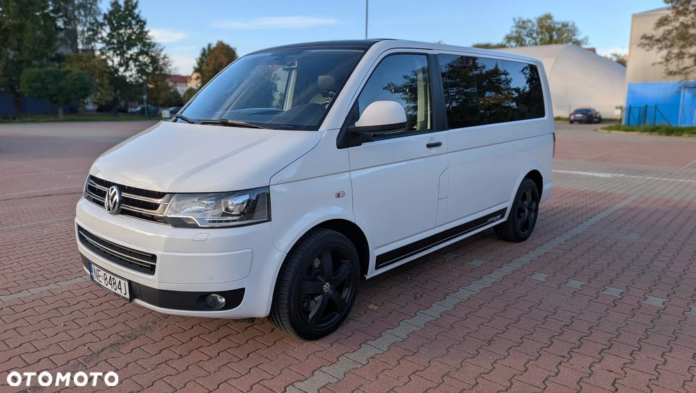 Volkswagen Multivan - 22