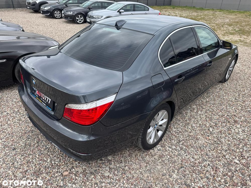 BMW Seria 5 520d Edition Exclusive - 3