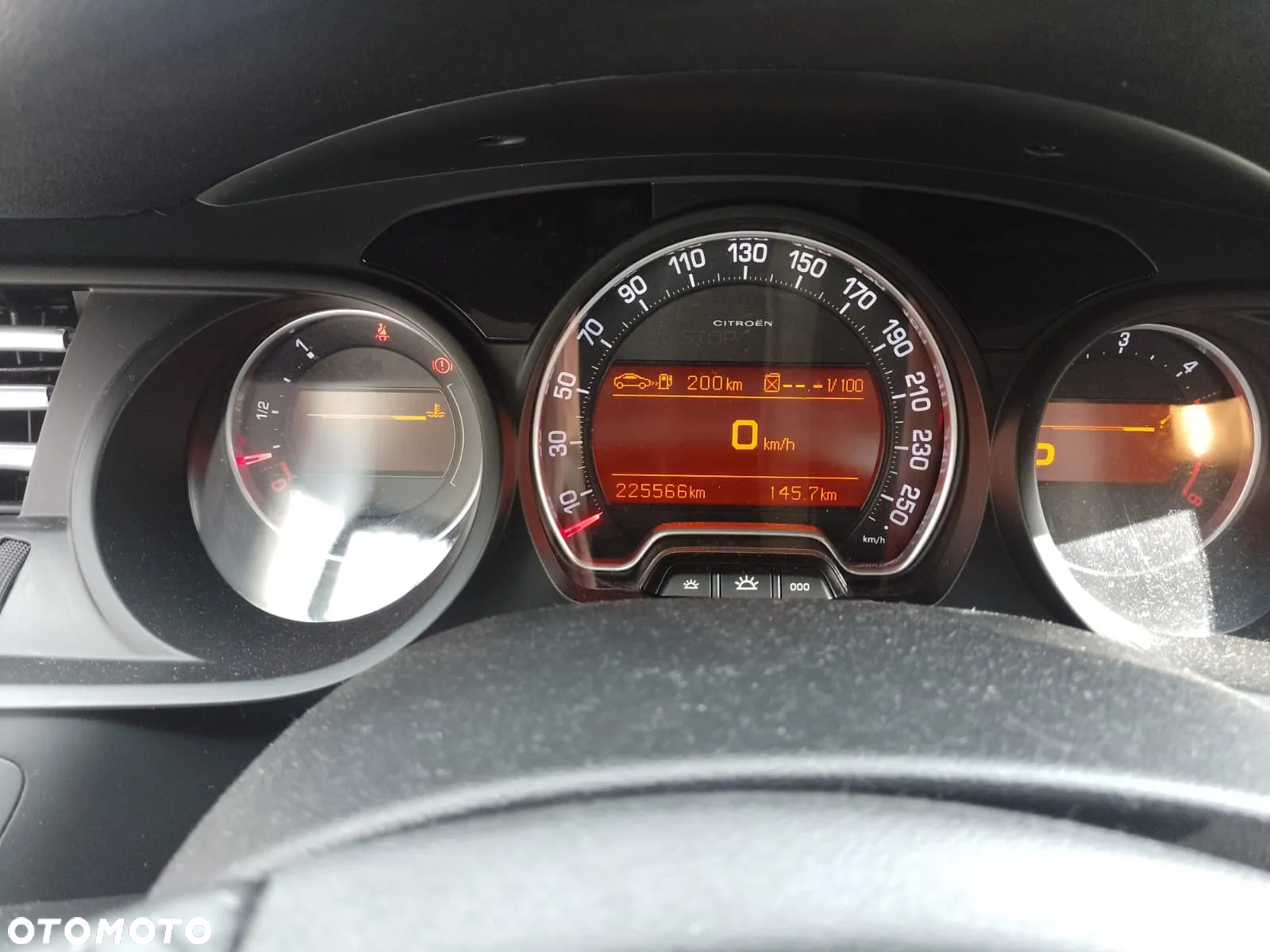 Citroën C5 Tourer HDi 165 FAP Confort - 17