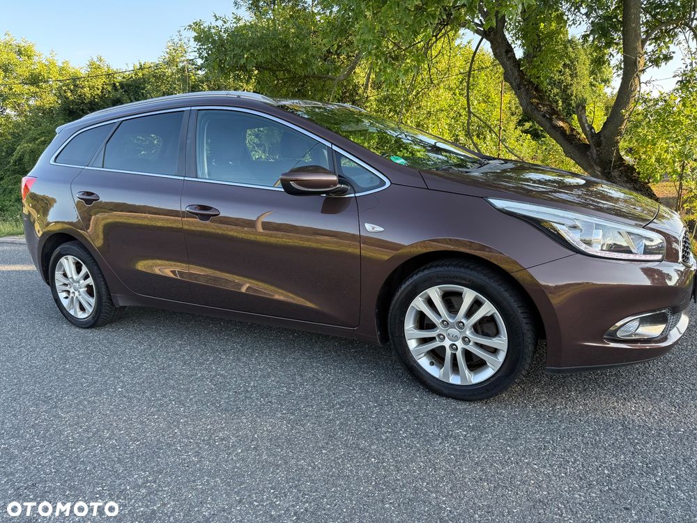 Kia Ceed 1.6 GDI Platinum Edition - 17
