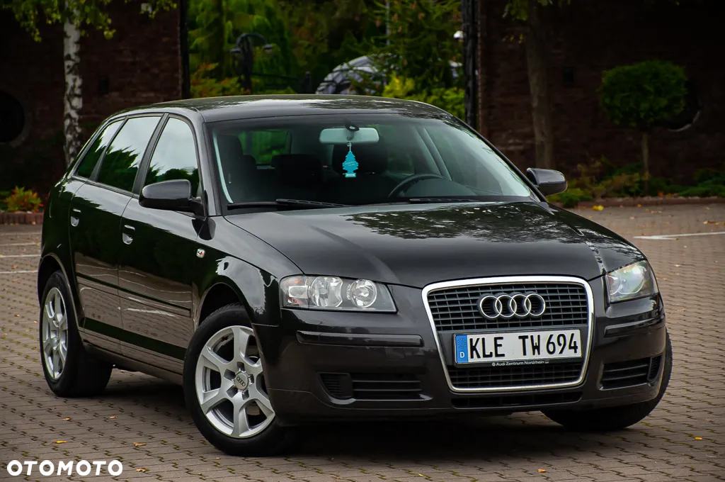 Audi A3 1.6 Ambiente - 11