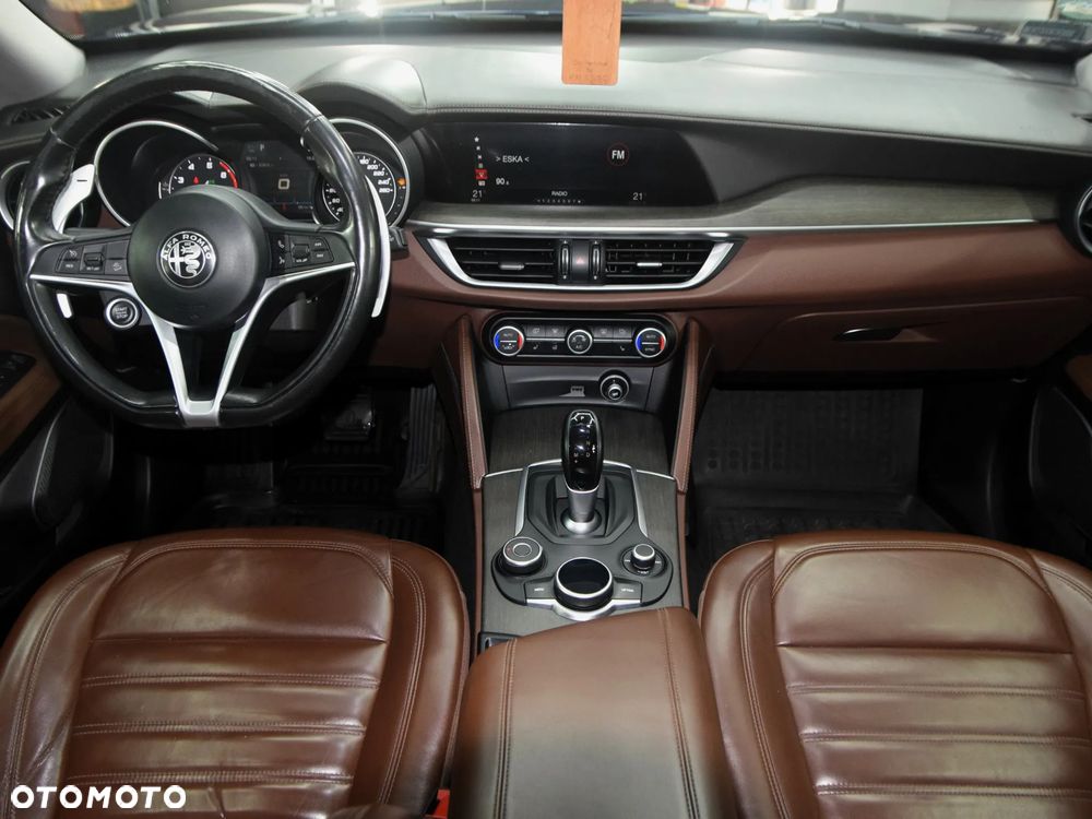 Alfa Romeo Stelvio 2.0 Turbo Executive Q4 - 6
