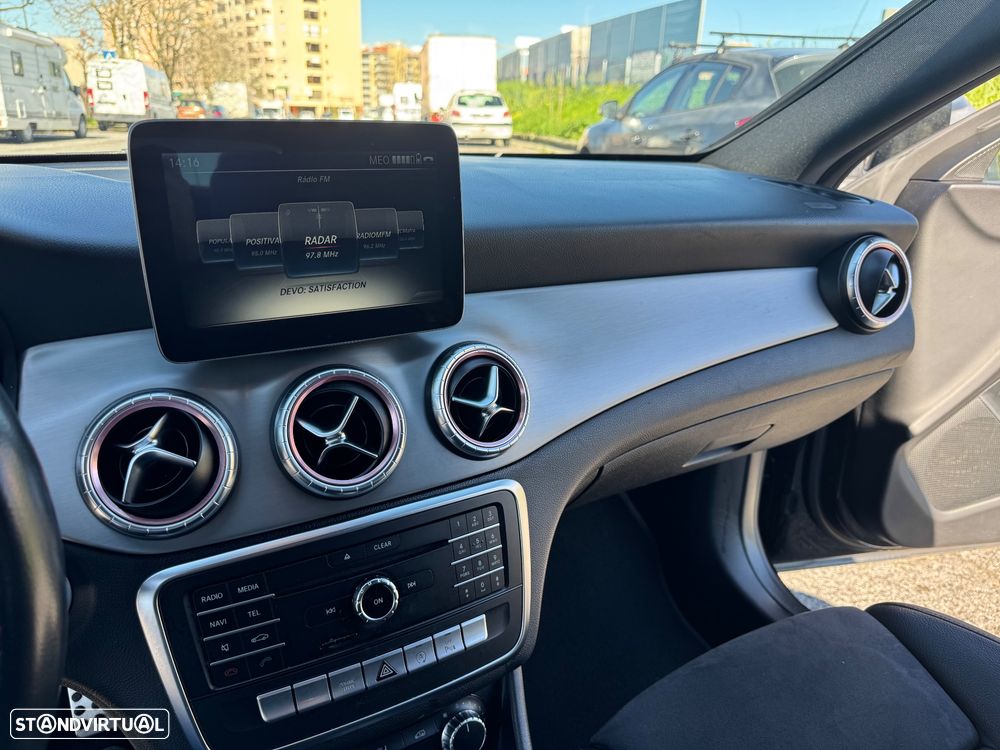 Mercedes-Benz CLA 180 - 19