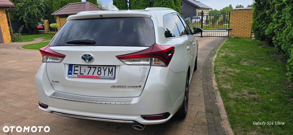 Toyota Auris Hybrid 135 Comfort - 2