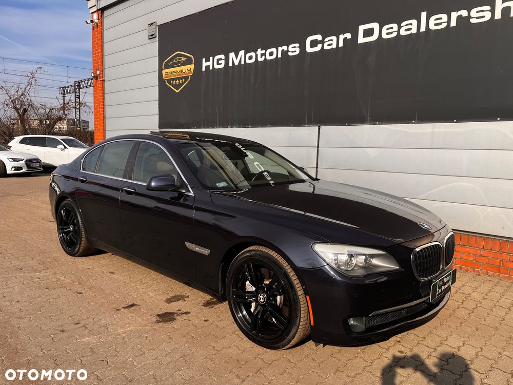 BMW Seria 7 750i xDrive - 17