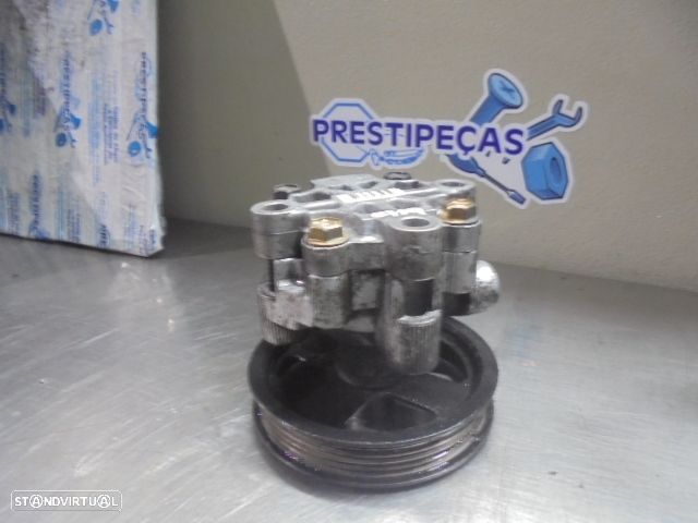 Bomba Direção U1M04251 TOYOTA AVENSIS 2002 2.0 D4D 110CV 5P CINZA - 2