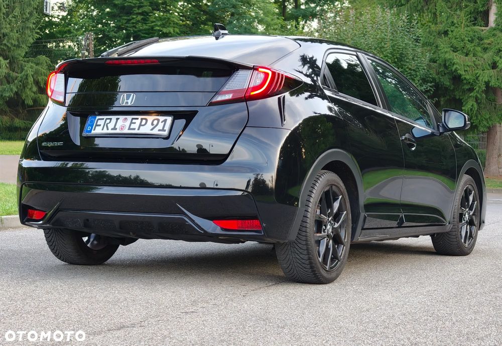 Honda Civic 1.8 i-VTEC Sport Black Edition - 10