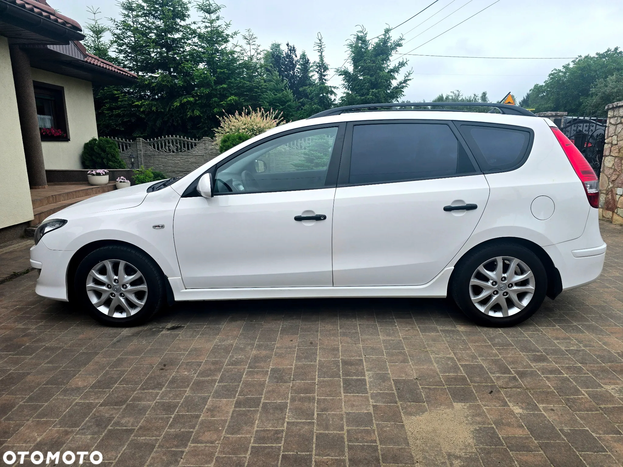 Hyundai i30 i30cw 1.4 UEFA EURO 2012 Edition - 12
