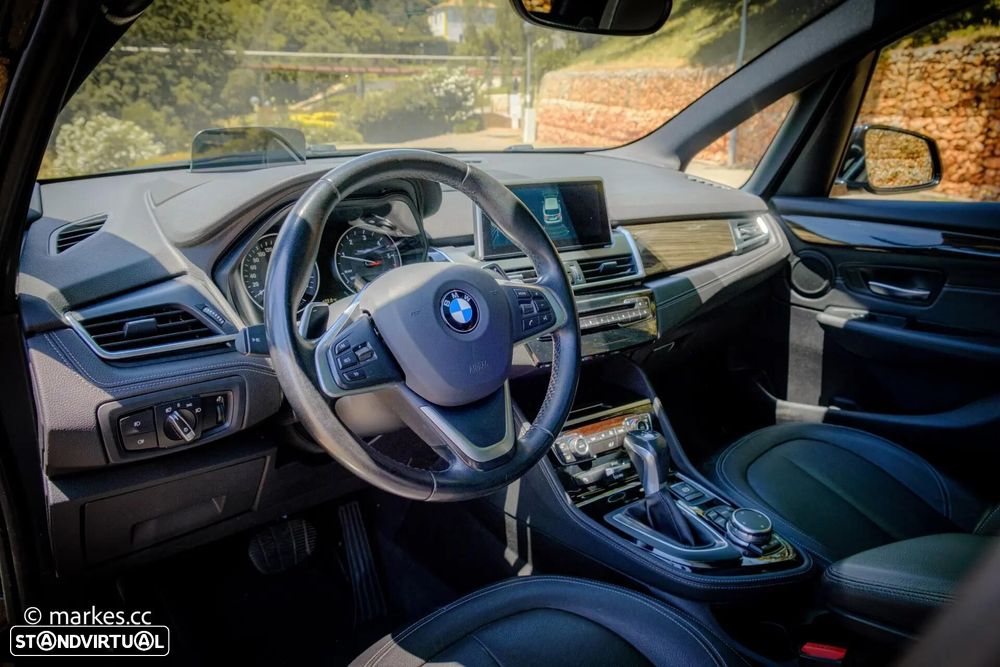 BMW 218 Active Tourer d Line Luxury Auto - 8