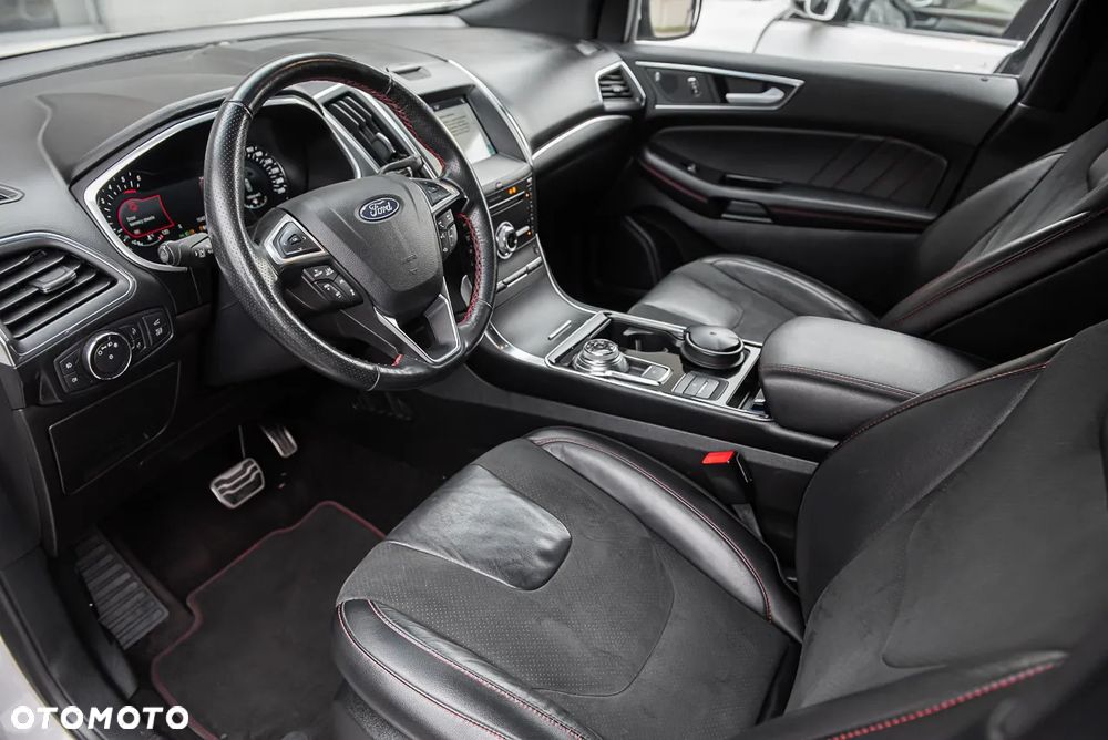 Ford Edge 2.0 EcoBlue Bi-Turbo 4x4 ST-LINE - 15