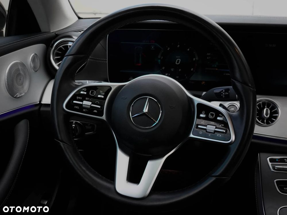 Mercedes-Benz Klasa E 220 d 4-Matic Avantgarde - 20