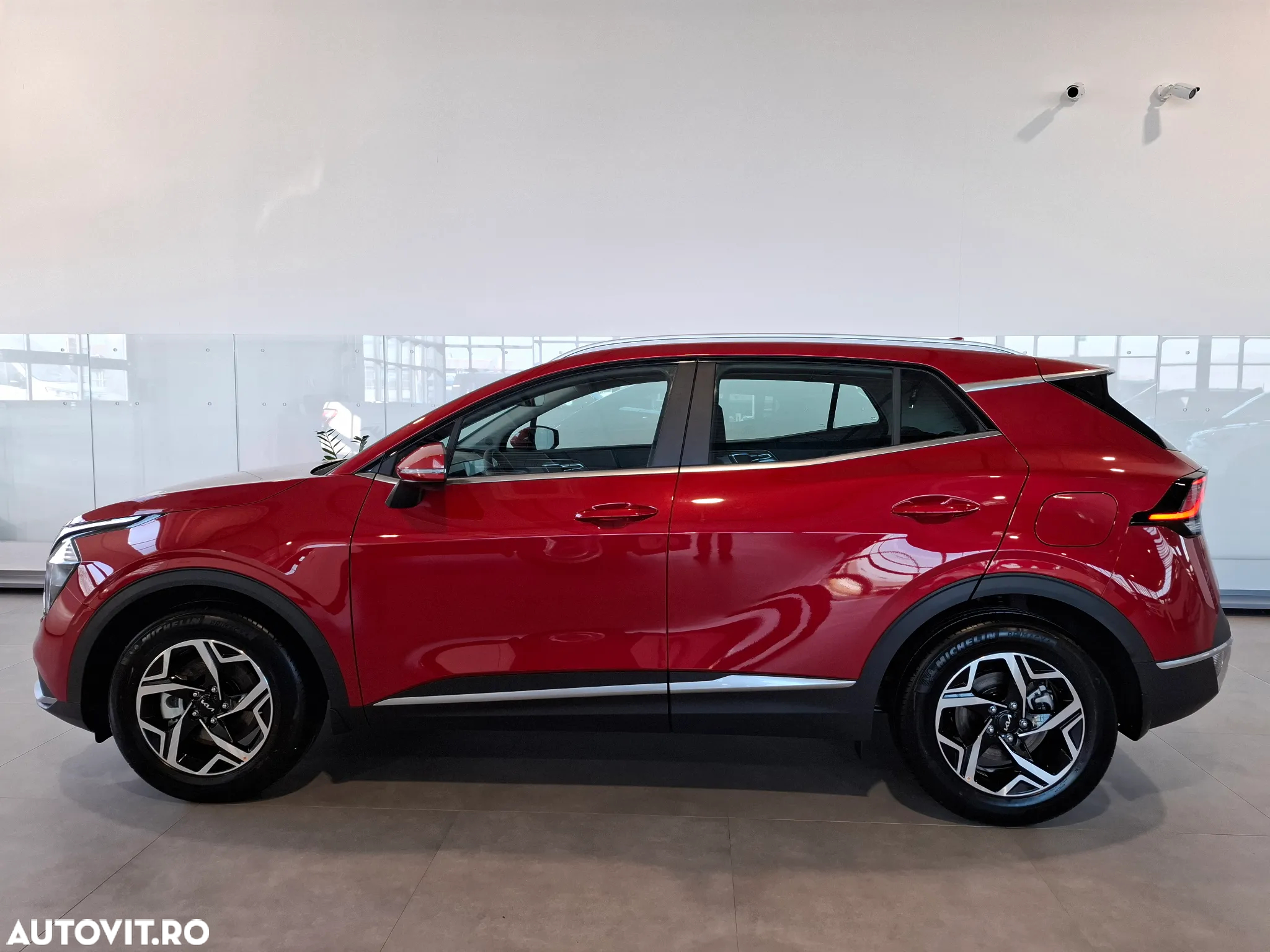 Kia Sportage 1.6 T-GDI MHEV 6MT 4x2 Urban - 2