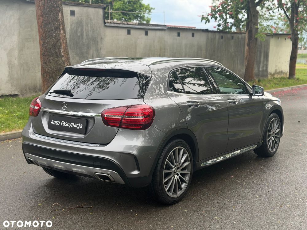 Mercedes-Benz GLA 200 7G-DCT AMG Line - 4